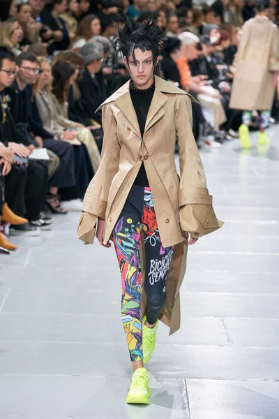 Look 41